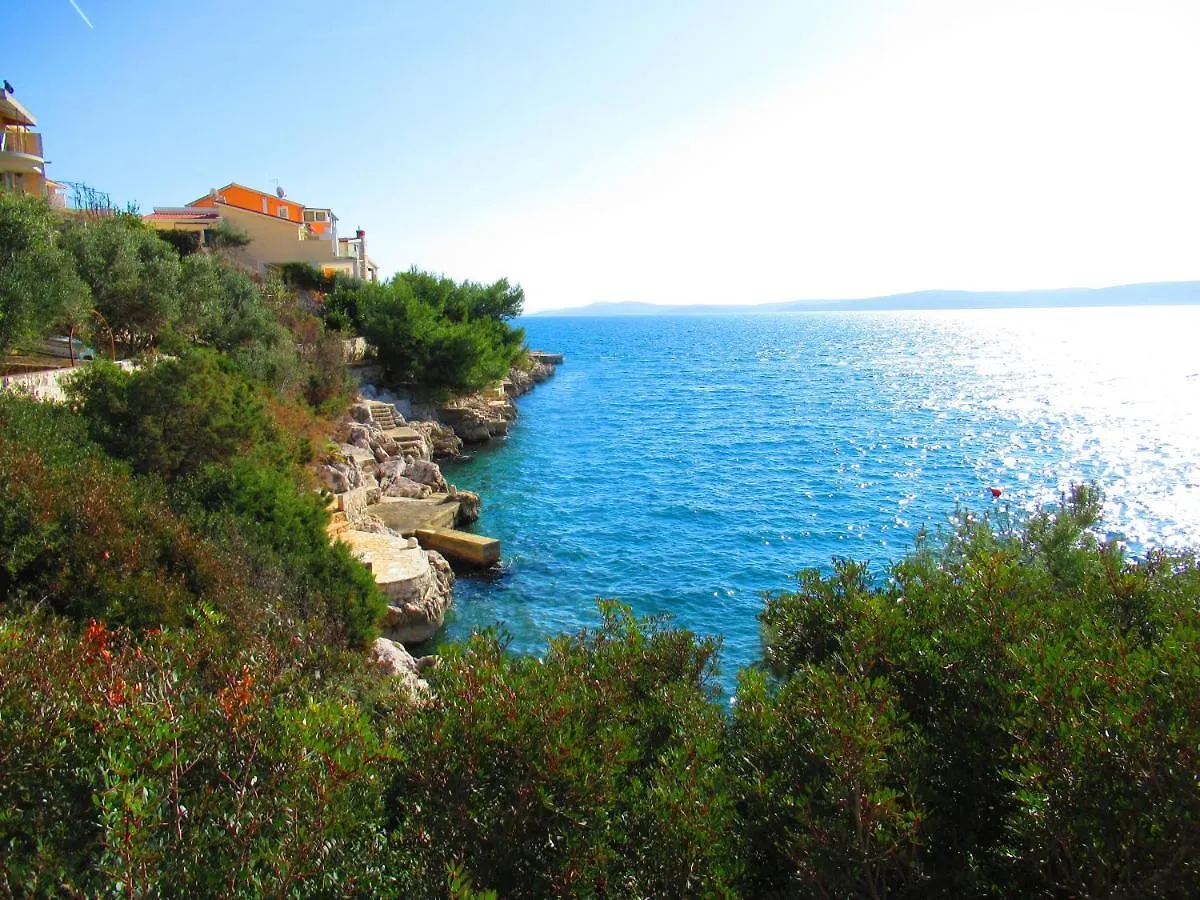 Marcel Apartment Mit Meerblick Trogir