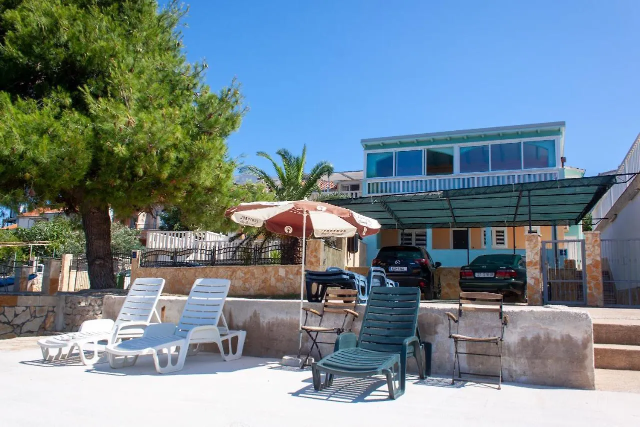 Marcel Apartment Mit Meerblick Trogir